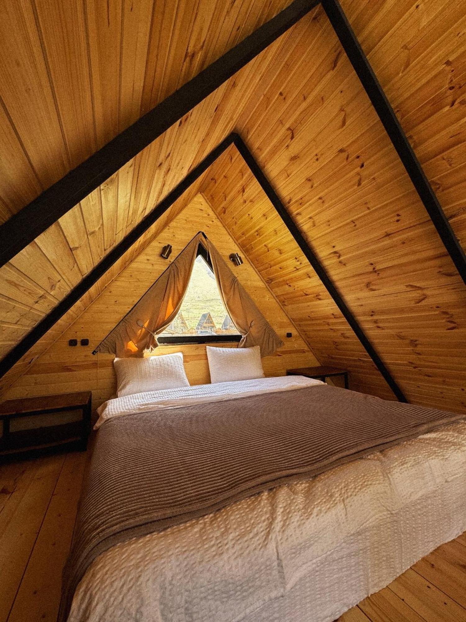 Outdoor Cottages Kazbegi 외부 사진