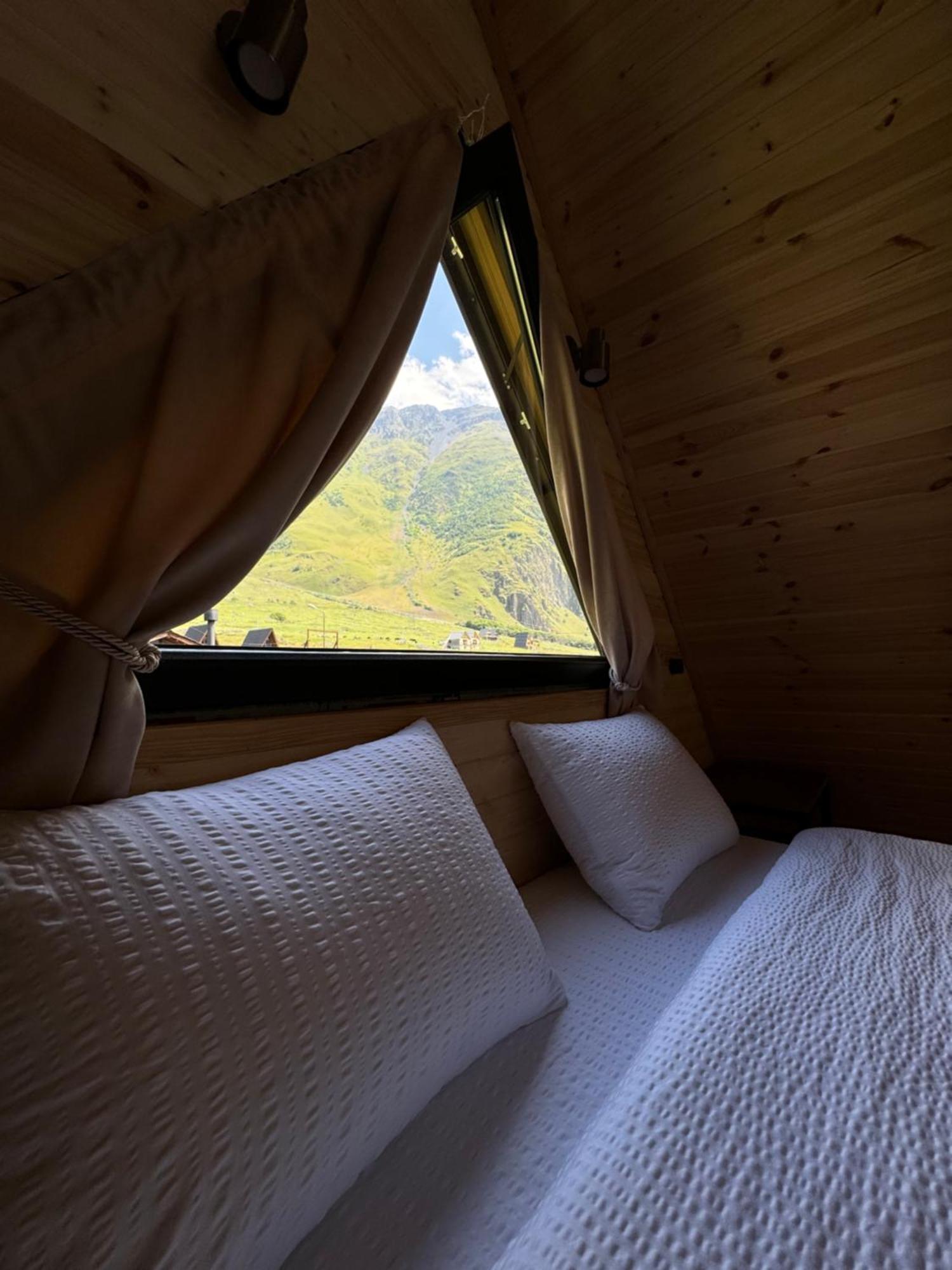 Outdoor Cottages Kazbegi 외부 사진